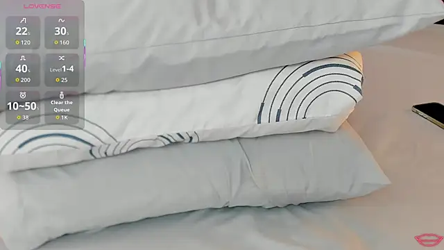 BrianaHazel online show from 10.22.25