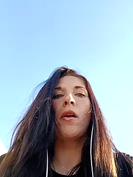 gorgeous11 online show from 02.19.25