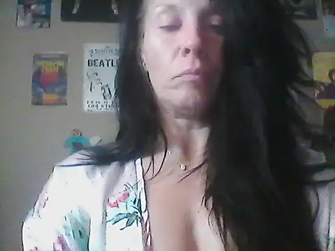 gorgeous11 online show from 02.24.25