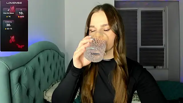 Snapshot of MCfly_11 chatting on 01.19.25 MCfly 11 online show from 01.19.25