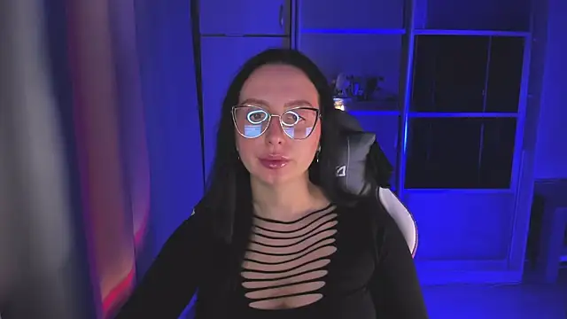 Snapshot of Christy_Calypso chatting on 11.06.25 Christy Calypso online show from 11.06.25