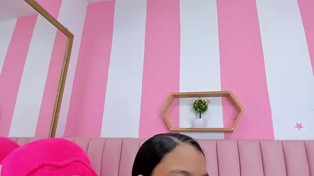 Snapshot of ISABELLA_020 chatting on 12.03.25 ISABELLA 020 online show from 12.03.25