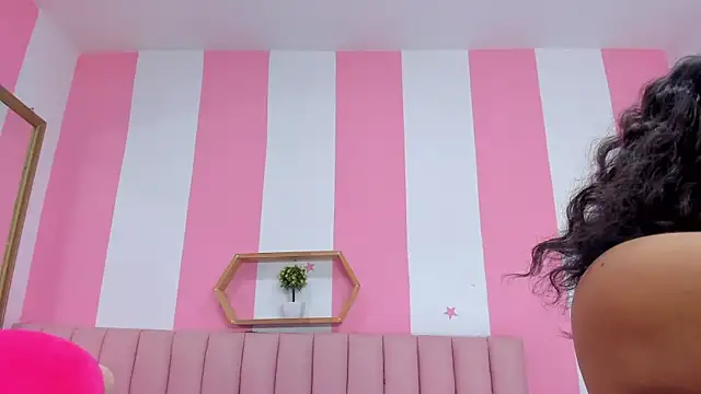 Snapshot of ISABELLA_020 chatting on 02.04.26 ISABELLA 020 online show from 02.04.26