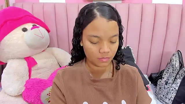 Snapshot of ISABELLA_020 chatting on 02.14.26 ISABELLA 020 online show from 02.14.26