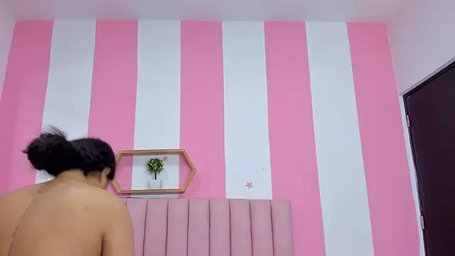 Snapshot of ISABELLA_020 chatting on 02.26.26 ISABELLA 020 online show from 02.26.26