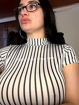 Snapshot of preetypeach chatting on 01.11.26 preetypeach online show from 01.11.26