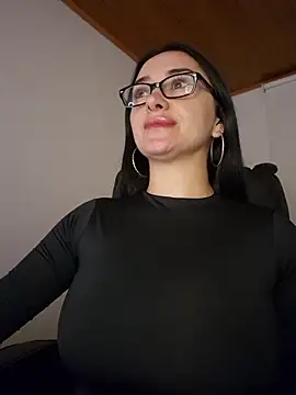 Snapshot of preetypeach chatting on 02.02.26 preetypeach online show from 02.02.26