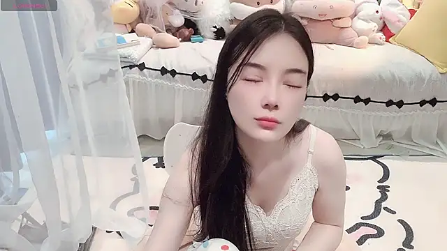 AKiKi711 online show from 05.05.26