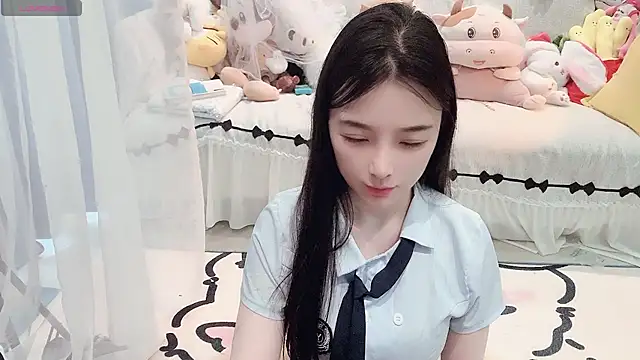 AKiKi711 online show from 05.07.26
