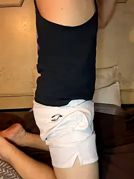 Snapshot of whitehammer94u chatting on 10.08.25 whitehammer94u online show from 10.08.25