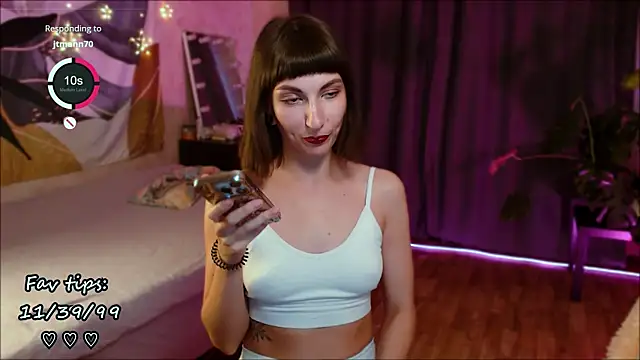 Snapshot of tokioray chatting on 02.01.25 tokioray online show from 02.01.25