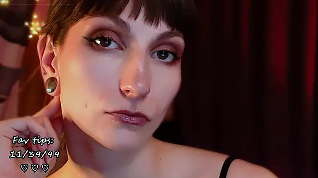 Snapshot of tokioray chatting on 03.22.25 tokioray online show from 03.22.25