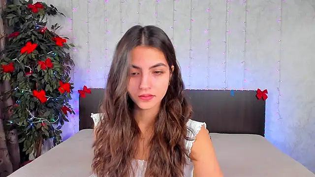 Milana Crystal  online show from 01.17.25