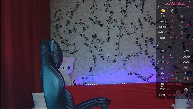 Snapshot of Sidney_blush chatting on 12.09.24 Sidney blush online show from 12.09.24