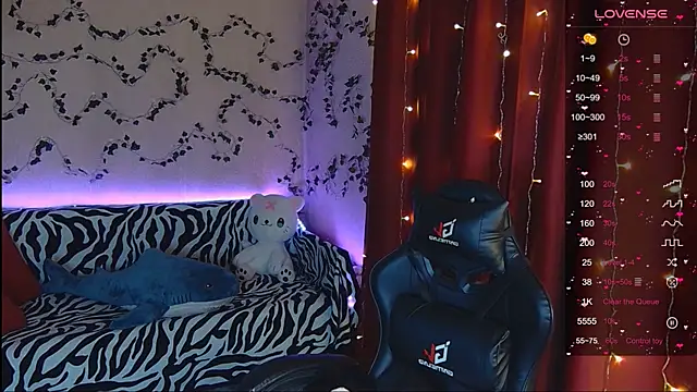 Snapshot of Sidney_blush chatting on 01.17.25 Sidney blush online show from 01.17.25