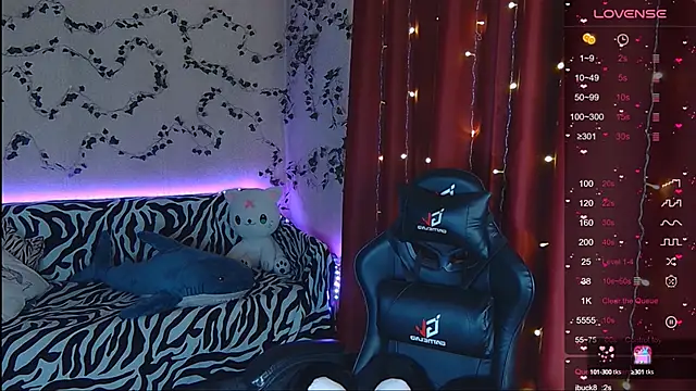 Snapshot of Sidney_blush chatting on 01.19.25 Sidney blush online show from 01.19.25