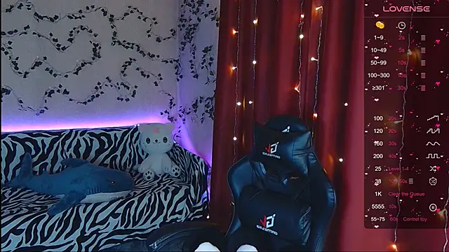 Snapshot of Sidney_blush chatting on 01.20.25 Sidney blush online show from 01.20.25