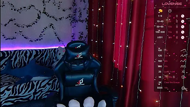 Snapshot of Sidney_blush chatting on 03.13.25 Sidney blush online show from 03.13.25