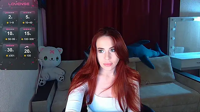 Snapshot of Sidney_blush chatting on 10.11.25 Sidney blush online show from 10.11.25