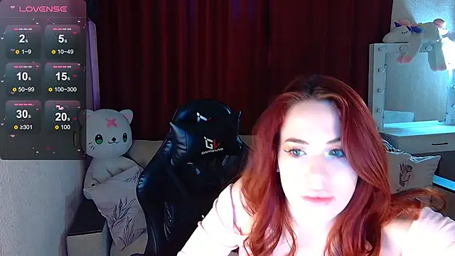 Snapshot of Sidney_blush chatting on 10.25.25 Sidney blush online show from 10.25.25