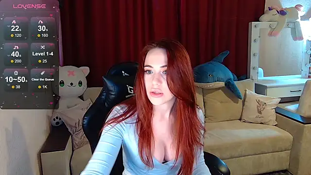 Snapshot of Sidney_blush chatting on 11.25.25 Sidney blush online show from 11.25.25