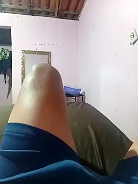 Snapshot of rau_4455 chatting on 11.10.25 rau 4455 online show from 11.10.25