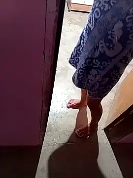 Snapshot of rau_4455 chatting on 11.26.25 rau 4455 online show from 11.26.25