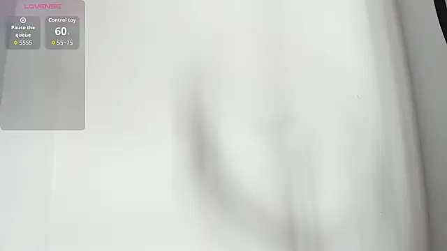 Kylie2211 online show from 05.12.26