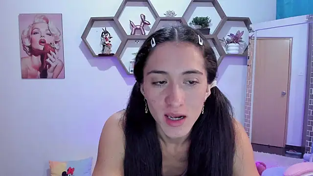 SharonSander online show from 02.14.25