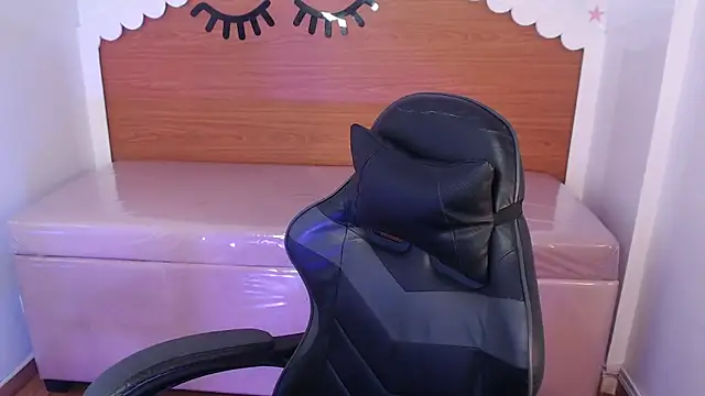 carlie mayer v online show from 12.18.25