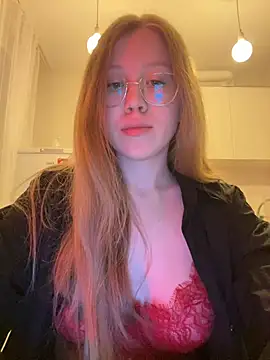 Eva Weyne online show from 02.04.25