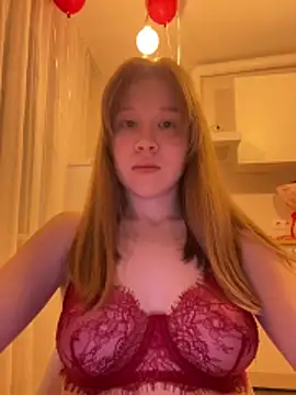 Eva Weyne online show from 03.31.26