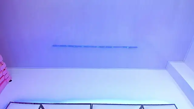 Snapshot of SarayRoyse chatting on 02.22.25 SarayRoyse online show from 02.22.25