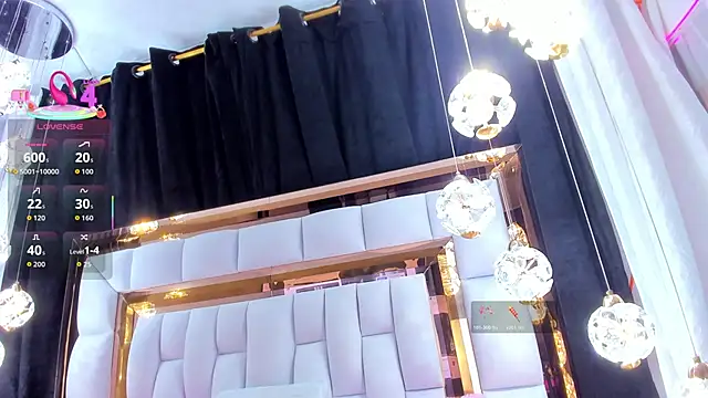 SarayRoyse online show from 11.08.25