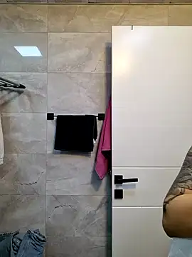 Esmertarcinim online show from 01.08.25