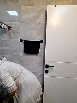 Esmertarcinim online show from 02.07.25