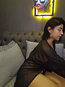 Esmertarcinim online show from 01.12.26