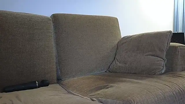 Snapshot of Mr-and-Mrs-Smith chatting on 10.19.25 Mr-and-Mrs-Smith online show from 10.19.25