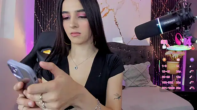 devlin violett online show from 10.30.25