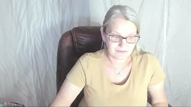 irinamaux online show from 03.06.25