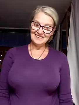 irinamaux online show from 09.25.25