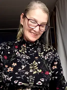 irinamaux online show from 09.27.25