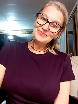 irinamaux online show from 10.25.25