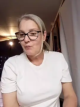 irinamaux online show from 11.06.25