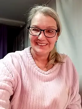 irinamaux online show from 02.06.26