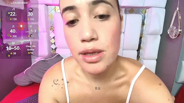 emily madrid online show from 11.03.25