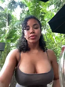 Brunettexio online show from 12.22.24