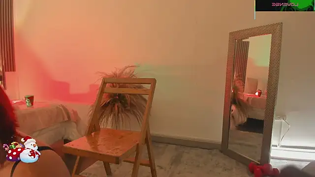 Snapshot of fransheska_rossi chatting on 12.01.25 fransheska rossi online show from 12.01.25