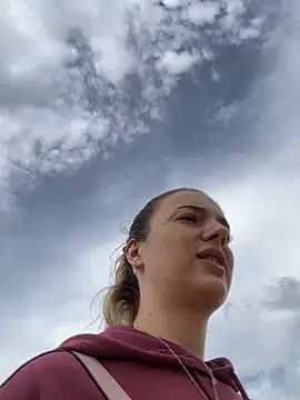 LexyGold online show from 10.26.25