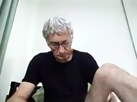 BIGUNCUTHARDCOCK online show from 03.15.25